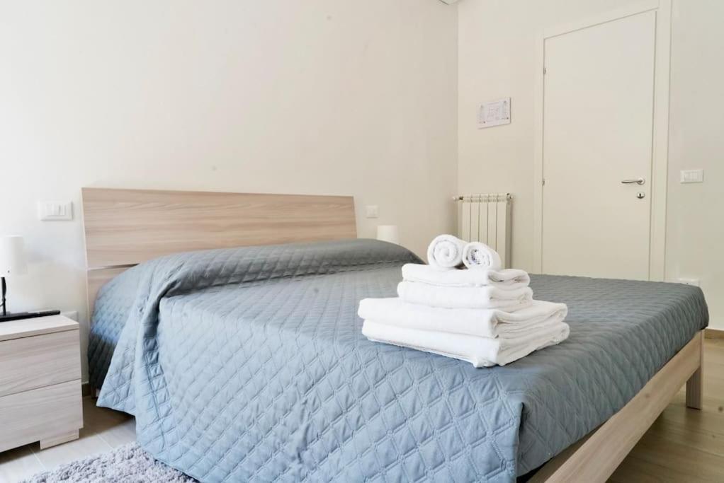 Molinari House Modena Smeraldo "Free Parking" ภายนอก รูปภาพ